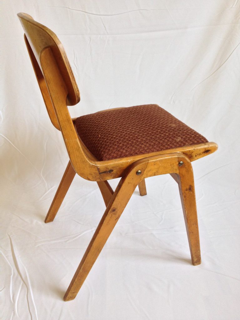 Krzesło bumerang typ 299
