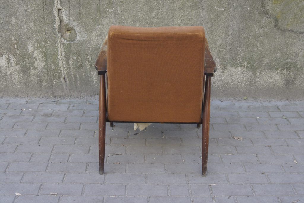 Fotel tapicerowany typ 300-190 lisek
