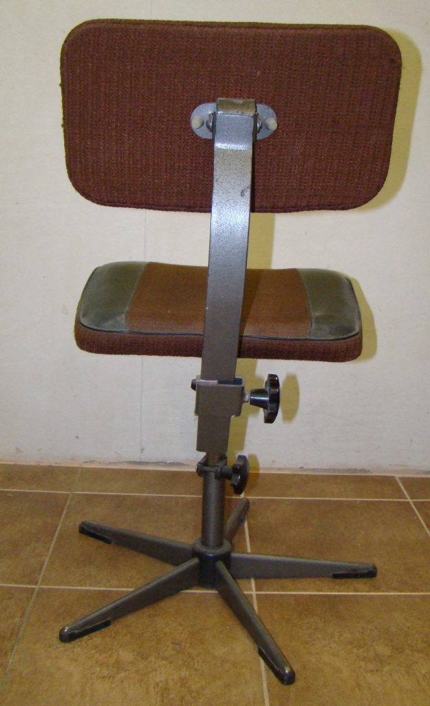 Fotel obrotowy typ M/B, prod. Spółdzielnia Inwalidów Metalowiec